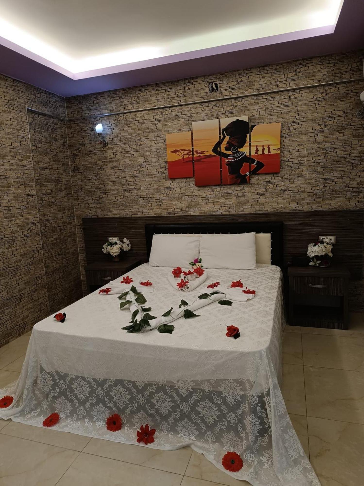 Truva Life Hotel Samandag Exterior photo